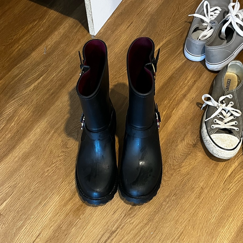 Tommy hilfiger rain boots